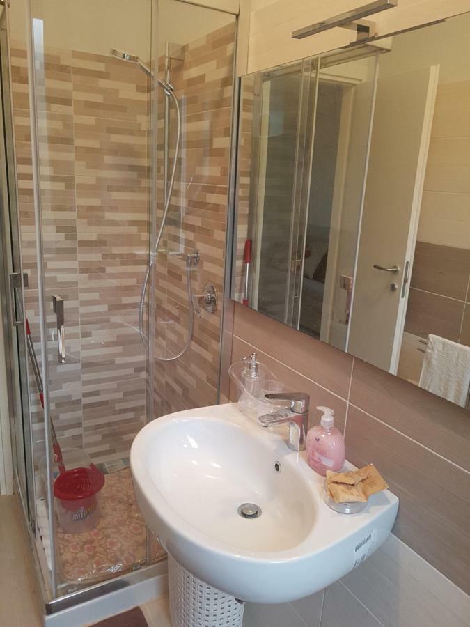 Olivia New With - Ac Monterosso al Mare